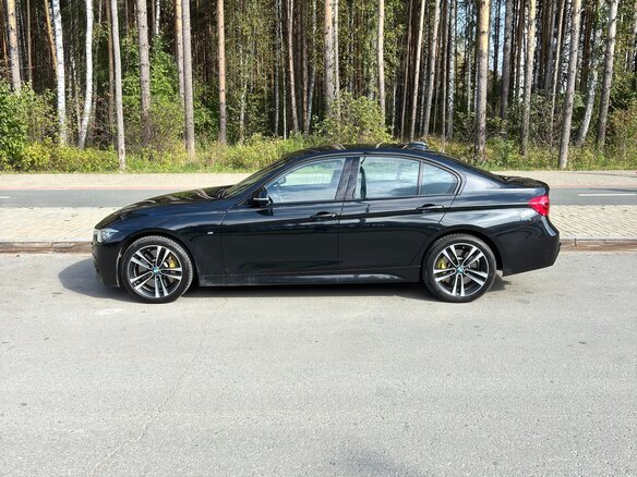 2017 BMW 3 серии 320i xDrive VI (F3x) Рестайлинг, чёрный - вид 3