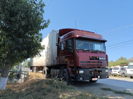 1995 DAF 95, красный, 1000000 рублей, вид 3