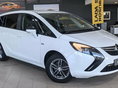 2013 Opel Zafira C, белый, 925000 рублей, вид 3