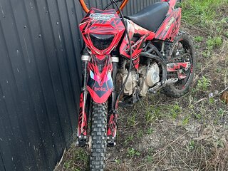 2024 Regulmoto Seven Medalist 150E, красный, 65000 рублей, вид 1