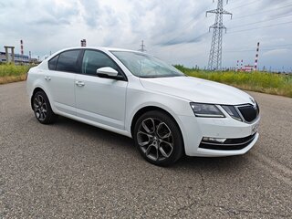 2017 Skoda Octavia III (A7) Рестайлинг, белый, 1580000 рублей, вид 1