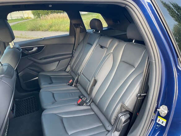 2023 Audi Q7 45 TFSI II (4M) Рестайлинг, синий, 4950000 рублей - вид 21