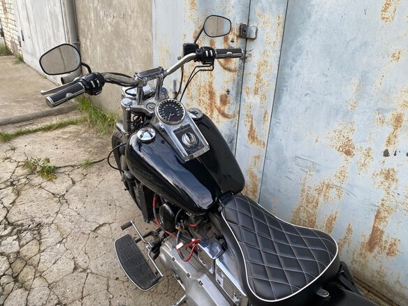1997 Harley-Davidson Dyna Super Glide, чёрный, 600000 рублей - вид 3