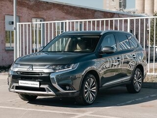 2019 Mitsubishi Outlander III Рестайлинг 3, серый, 1935000 рублей, вид 1
