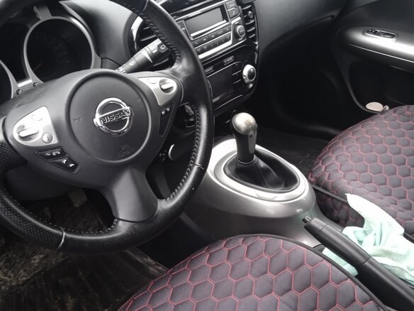 2015 Nissan Juke I Рестайлинг, красный - вид 3