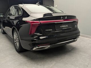 2025 Hongqi H5 II, чёрный, 5165780 рублей, вид 5