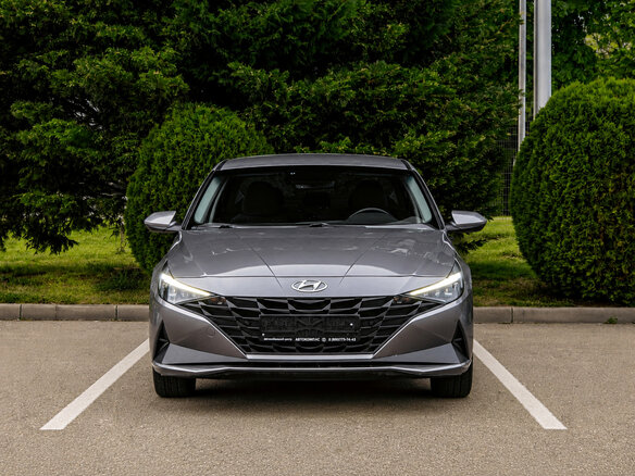 2021 Hyundai Elantra VII (CN7), серый, 1495000 рублей - вид 1