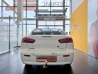 2008 Mitsubishi Lancer X, белый, 439000 рублей, вид 5