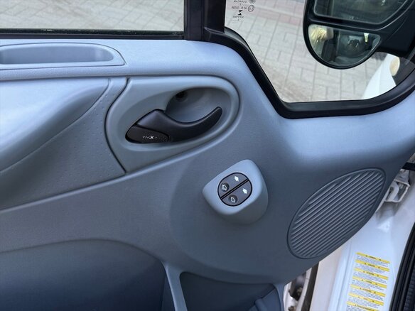 2013 Ford Transit, белый, 2390000 рублей - вид 6