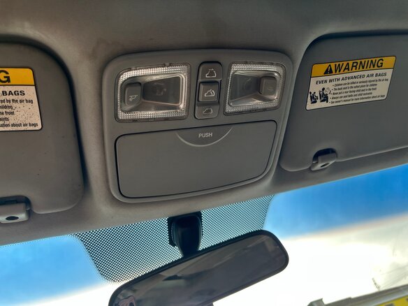 2004 Kia Spectra I Рестайлинг 2, чёрный, 200000 рублей - вид 11