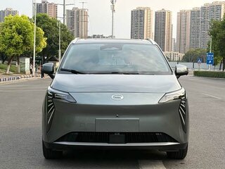 2024 Aion Y Plus 51.9 kWh, серый, 1830076 рублей, вид 2