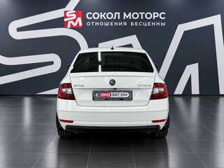 2017 Skoda Octavia III (A7) Рестайлинг, белый, 2049900 рублей, вид 5