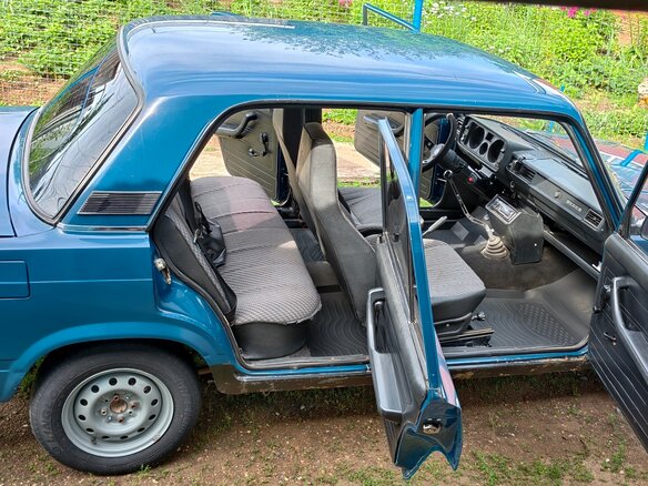 2009 Lada (ВАЗ) 2105, синий, 150000 рублей - вид 17