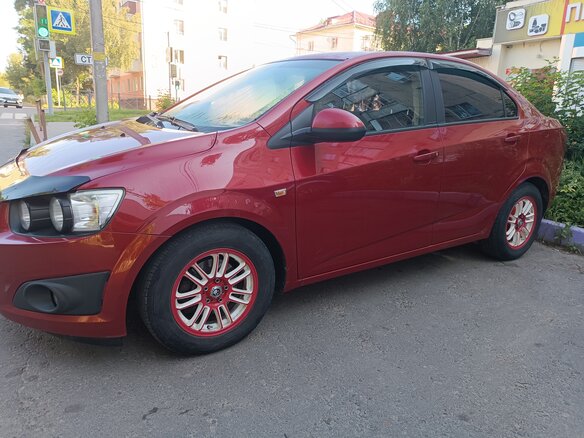 2012 Chevrolet Aveo II, красный, 650000 рублей - вид 7