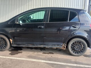 2010 Volkswagen Golf Plus II, чёрный, 350000 рублей, вид 4