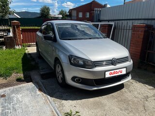 2013 Volkswagen Polo V, серебристый, 615000 рублей, вид 3