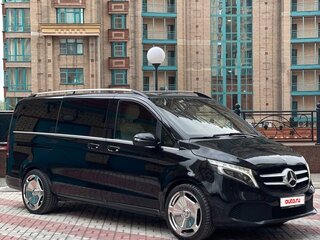 2019 Mercedes-Benz V-Класс Compact 300 d компактный III (W447) Рестайлинг, чёрный, 5400000 рублей, вид 1