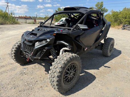 2023 BRP Can-Am Maverick R, чёрный, 6300000 рублей, вид 4