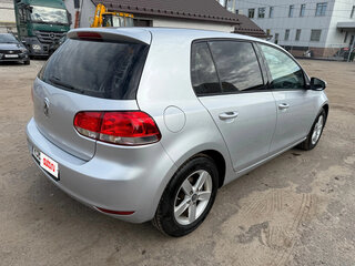 2012 Volkswagen Golf VI, серебристый, 840000 рублей, вид 3