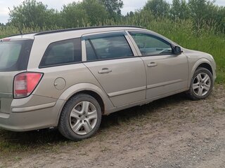 2008 Opel Astra H Рестайлинг, серебристый, 300000 рублей, вид 4