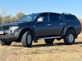 2011 Mitsubishi L200 IV, серый, 1200000 рублей - вид 3