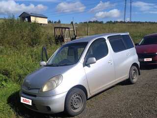 2001 Toyota FunCargo, серый, 345000 рублей, вид 2
