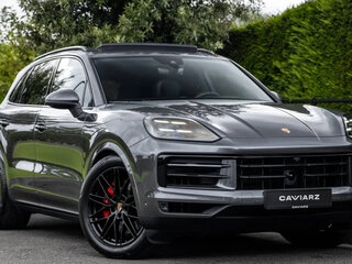 2026 Porsche Cayenne E-Hybrid III Рестайлинг, серый, 15100000 рублей, вид 1