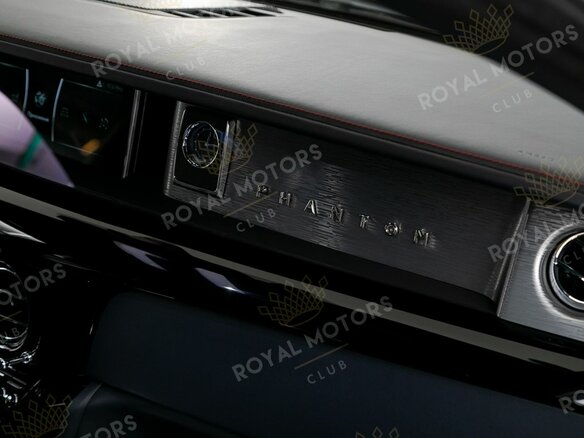 2019 Rolls-Royce Phantom VIII (Series I), белый, 34800000 рублей - вид 10