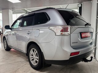 2012 Mitsubishi Outlander III, серебристый, 979000 рублей, вид 4