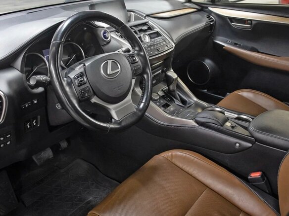 2017 Lexus NX 300h I, белый, 3260000 рублей - вид 15