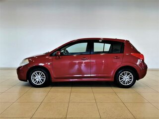 2011 Nissan Tiida I Рестайлинг, красный, 585150 рублей, вид 5