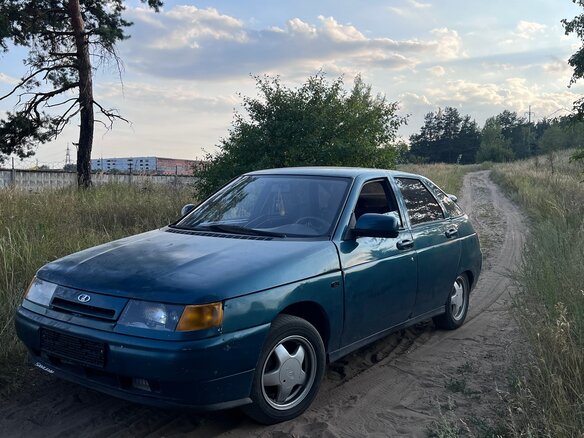 2001 Lada (ВАЗ) 2112, серебристый, 100000 рублей - вид 1
