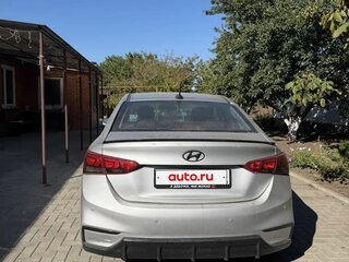 2017 Hyundai Solaris II, серебристый, 1180000 рублей, вид 5