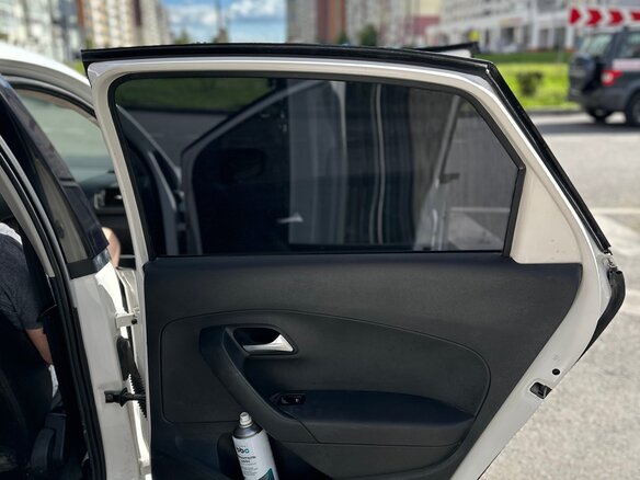 2010 Volkswagen Polo V, белый - вид 20