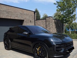 2024 Porsche Cayenne Turbo GT Coupé III Рестайлинг, чёрный, 16500000 рублей, вид 3