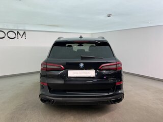2019 BMW X5 M50d IV (G05/G18), чёрный, 6195000 рублей, вид 4