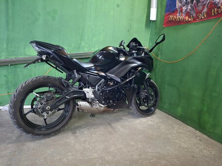 2021 Kawasaki Ninja 650, чёрный, 850000 рублей, вид 3