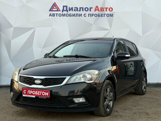 2011 Kia Ceed I Рестайлинг, чёрный, 750000 рублей, вид 1
