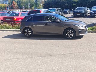 2019 Kia Ceed III, серый, 1600000 рублей, вид 4