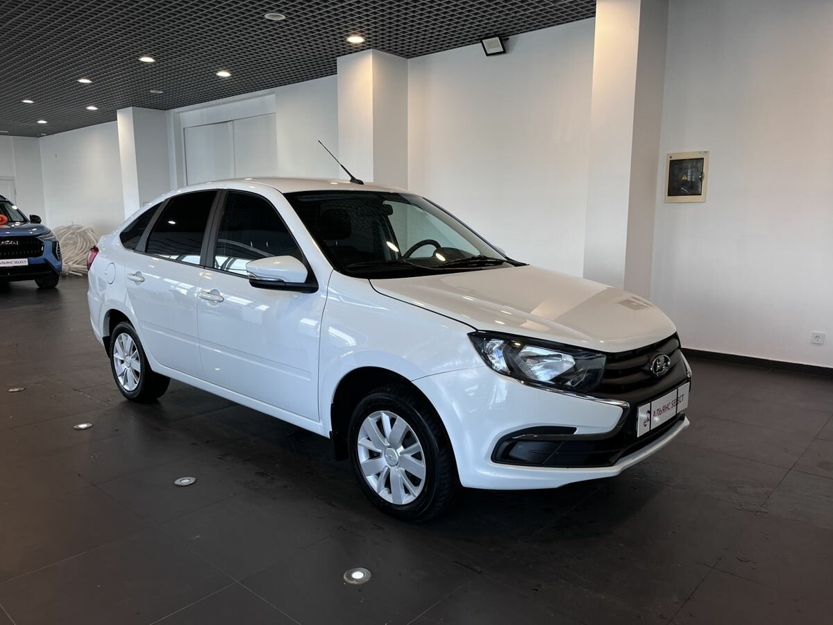 Открыть фотографии: Lada (ВАЗ) Granta I Рестайлинг