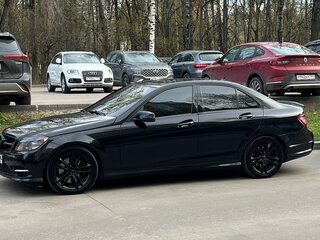 2010 Mercedes-Benz C-Класс 300 III (W204), чёрный, 1100000 рублей, вид 2