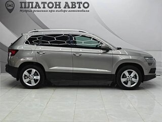 2020 Skoda Karoq DSG7 I, коричневый, 1949000 рублей, вид 4