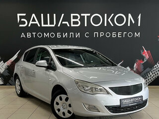2011 Opel Astra J, серебристый, 450000 рублей, вид 3