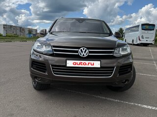 2014 Volkswagen Touareg II, коричневый, 2050000 рублей, вид 3