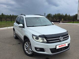2016 Volkswagen Tiguan AMT I Рестайлинг, белый, 1700000 рублей, вид 3