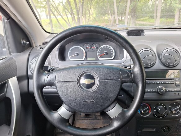 2010 Chevrolet Aveo I Рестайлинг, чёрный, 555000 рублей - вид 8