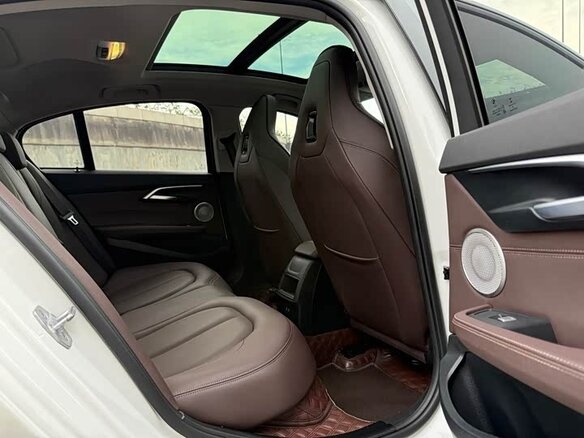 2022 BMW 1 серии 120i III (F52) Рестайлинг, белый - вид 13