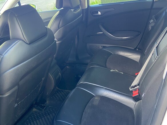 2010 Citroen C5 II, белый, 435000 рублей - вид 34