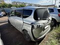 2019 Toyota Sienta II Рестайлинг, серый, 1050000 рублей - вид 2