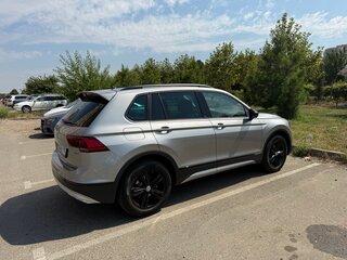 2019 Volkswagen Tiguan II, серебристый, 2860000 рублей, вид 5
